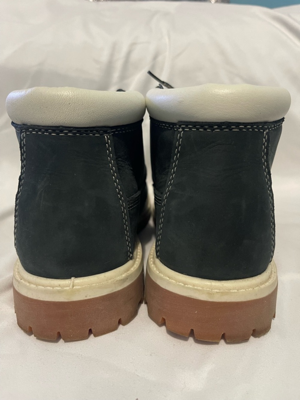 Timberland Nubuck Lace-Up Boots with Cream Collar - Picture 3 of 8